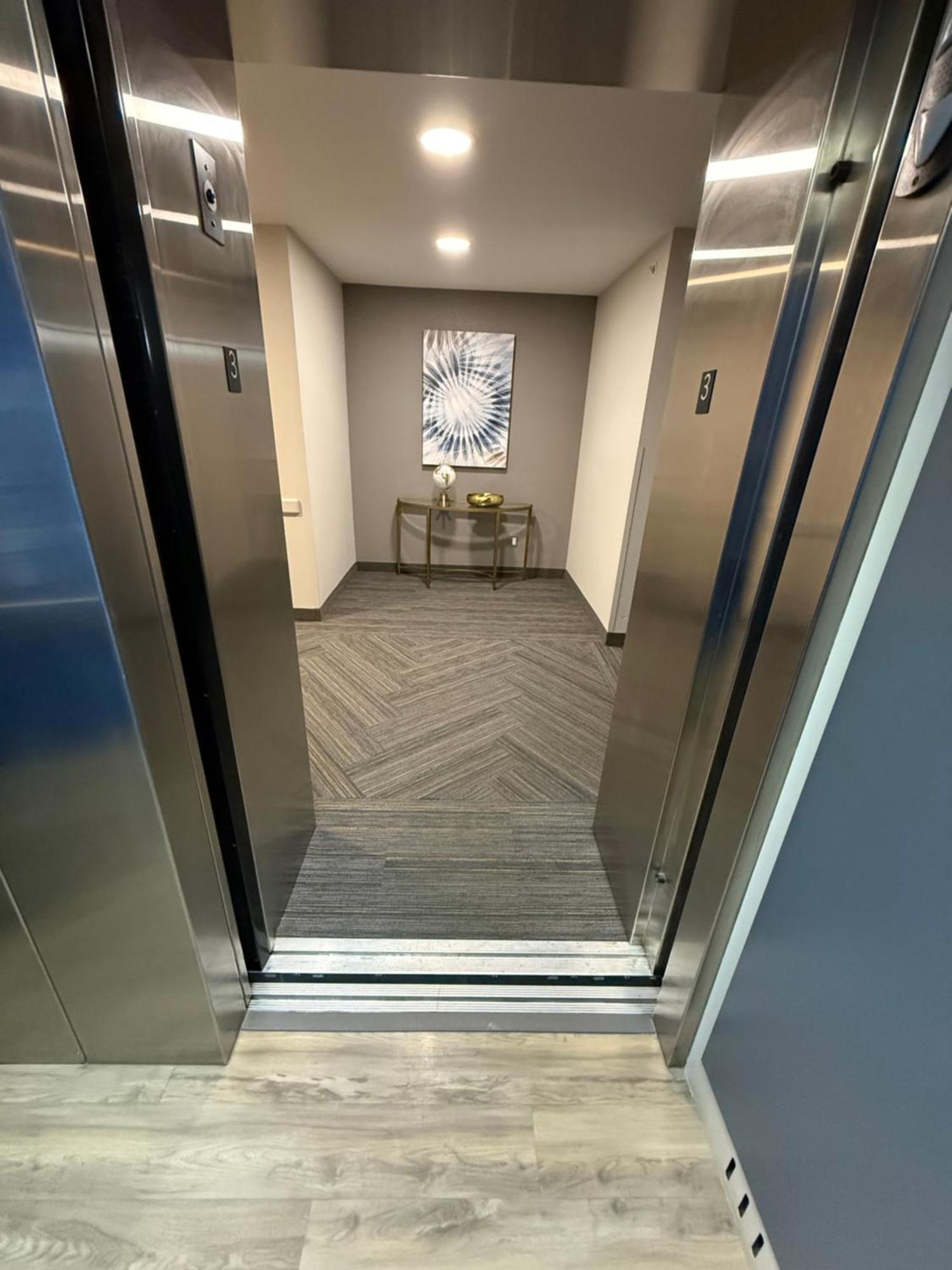 Days Inn By Wyndham Stony Plain Buitenkant foto